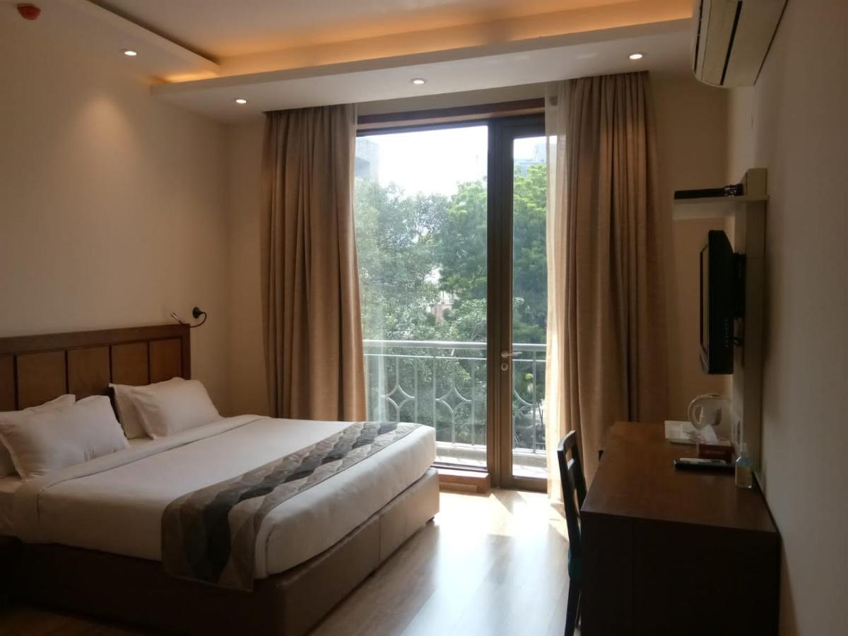 Uds Villa Scandinavian B&B - Next To Vfs Új-Delhi Kültér fotó