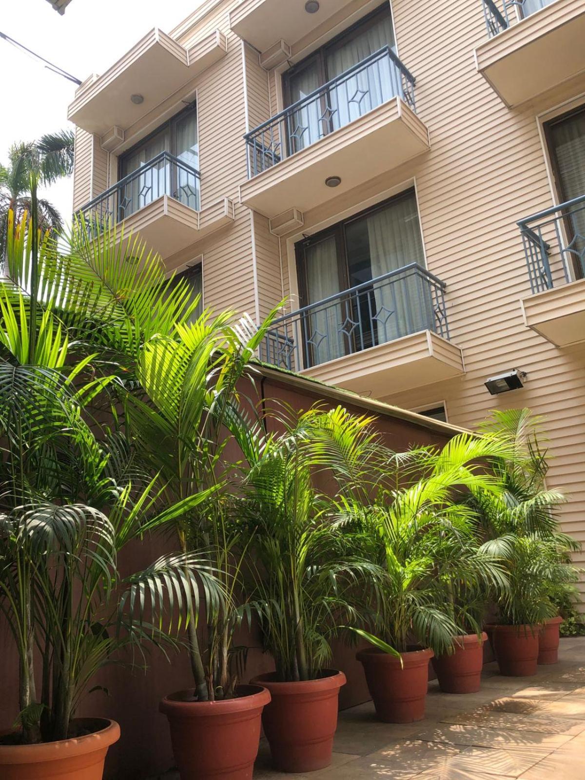 Uds Villa Scandinavian B&B - Next To Vfs Új-Delhi Kültér fotó